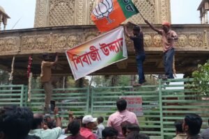 সিরাজ উদ্যান’ হলো শিবাজি উদ্যান